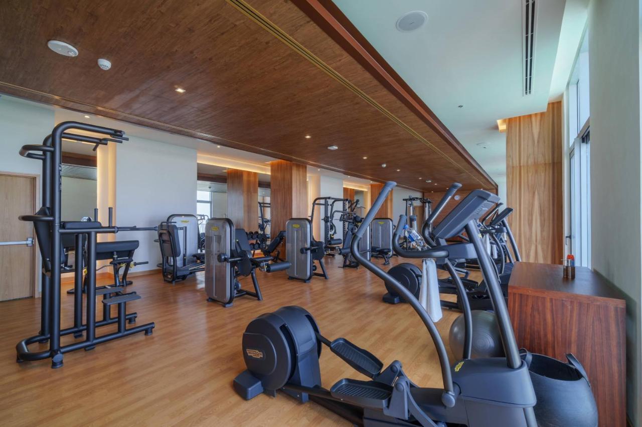 Renaissance Cancun Resort & Marina Екстер'єр фото The gym at the 1018