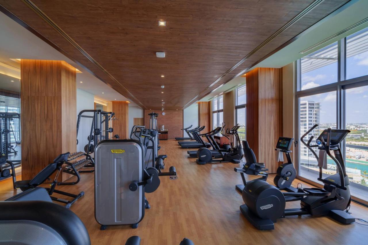 Renaissance Cancun Resort & Marina Екстер'єр фото The gym at the hotel